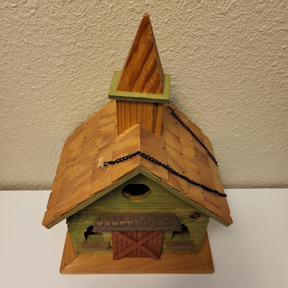 Bird House With Removable Steeple - Picture 5 of 13